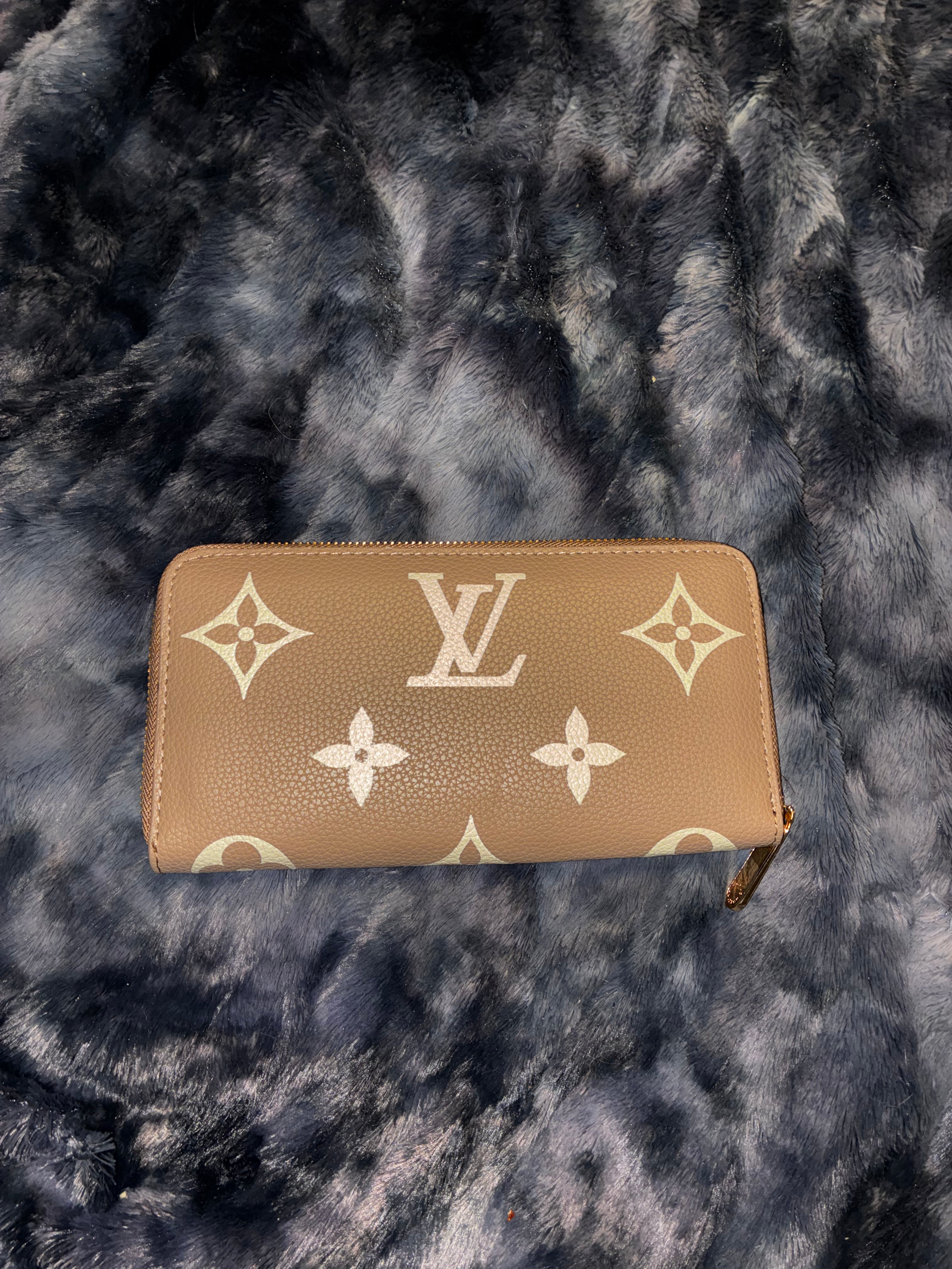 LV Wallet